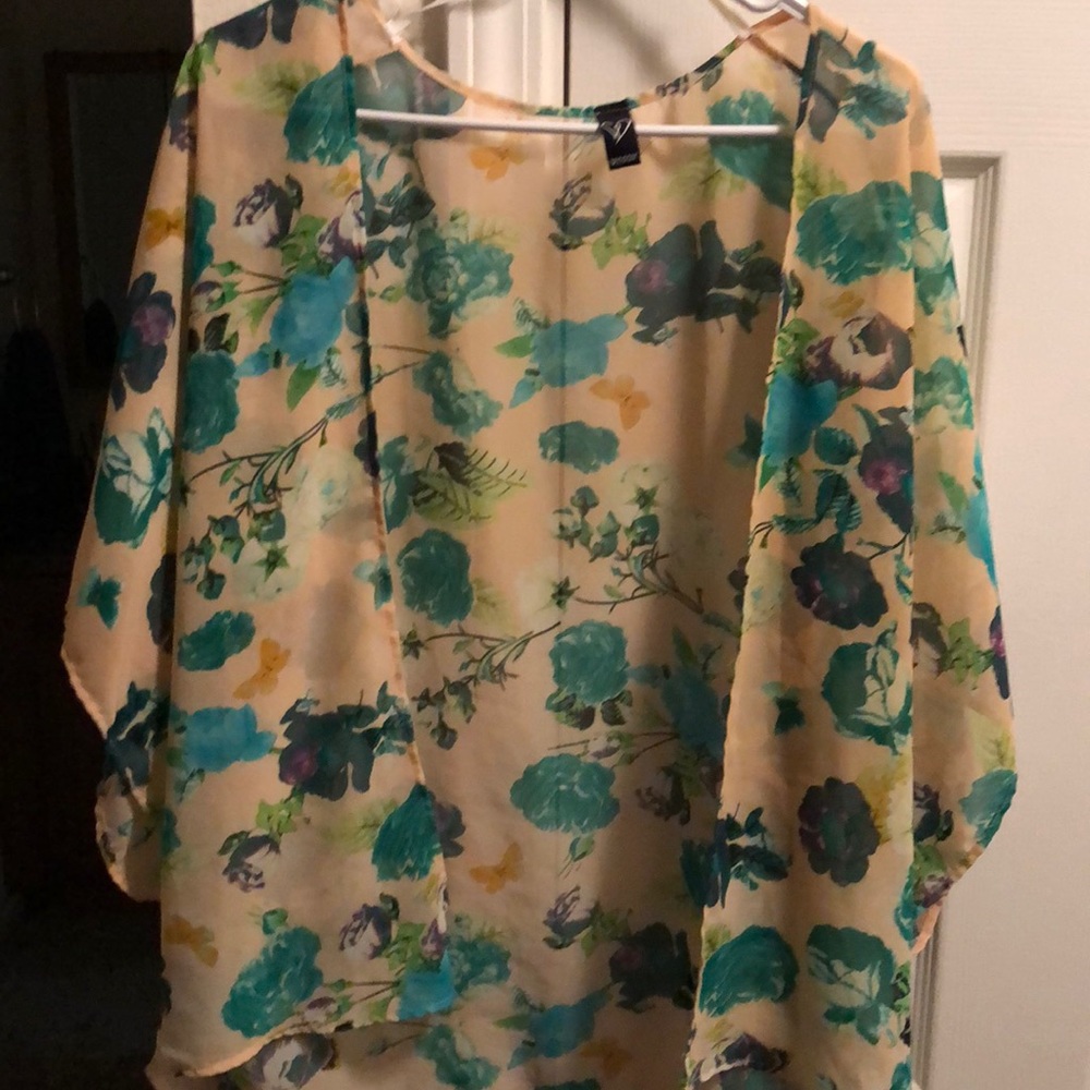 Windsor Kimono